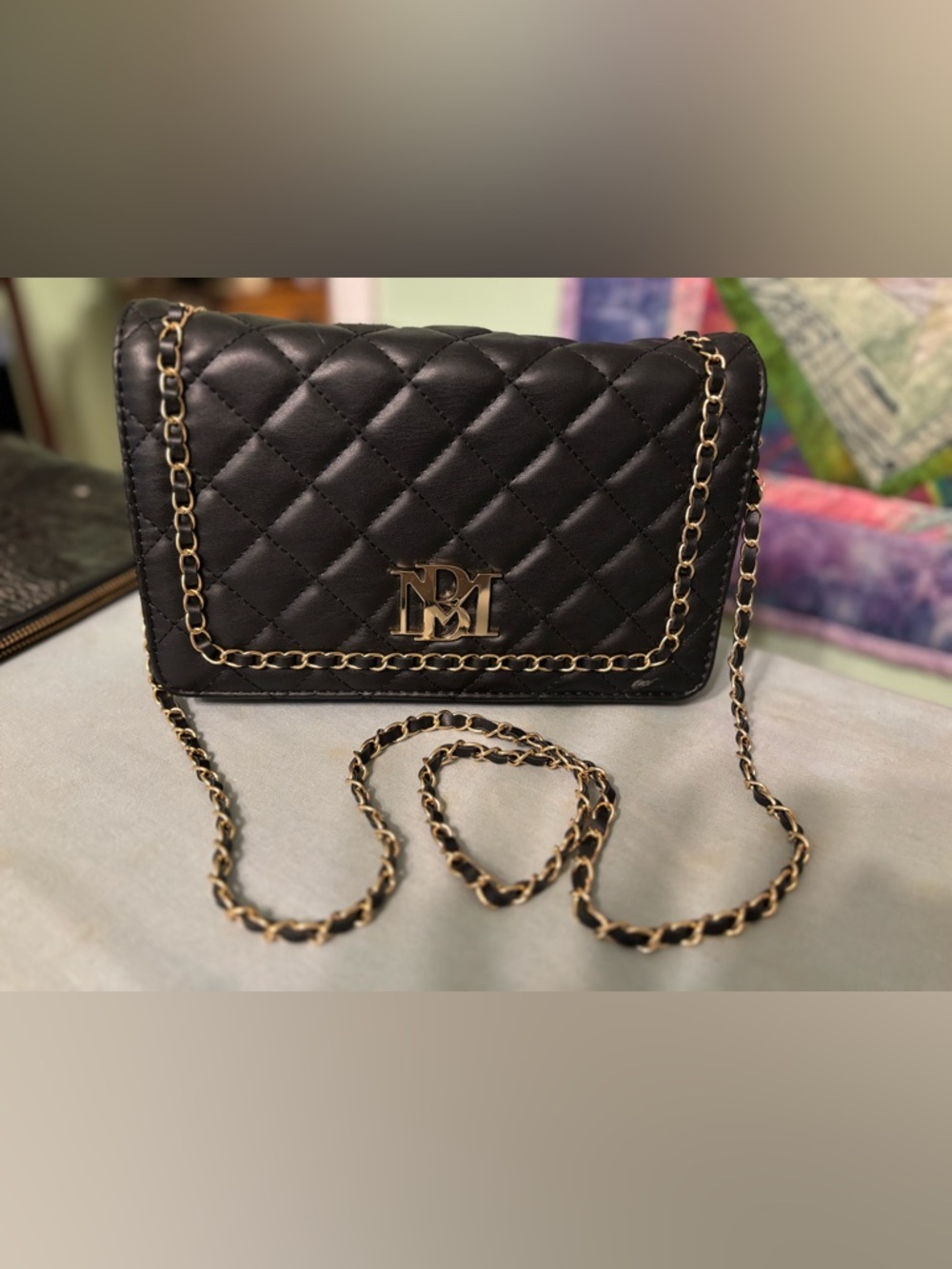 Badgley Mischka Black chainlink Crossbody Bag
